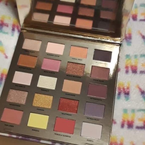 Iconic London "Sunset to Sunrise" Eyeshadows - Picture 2 of 6